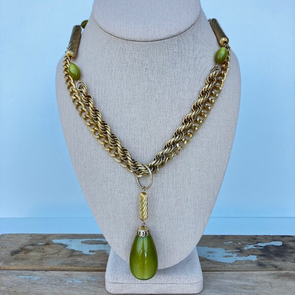 Sarah Coventry Green Lucite Double Link Strand Moon Glow Drop Necklace - Picture 11 of 16